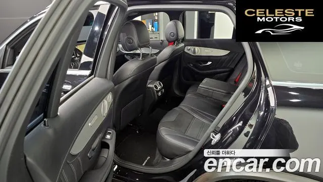 MERCEDES AMG GLC-Classe X253 AMG GLC63 4MATIC+ 2019 — photo 17 sur 33