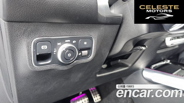 MERCEDES AMG GLB-Classe X247 AMG GLB35 4MATIC 2022 — photo 26 sur 31