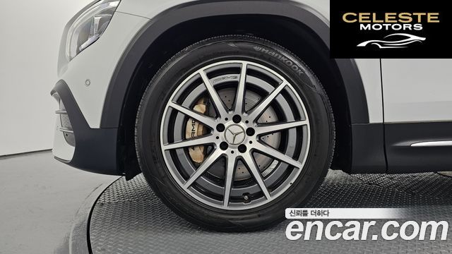 MERCEDES AMG GLB-Classe X247 AMG GLB35 4MATIC 2022 — photo 5 sur 31