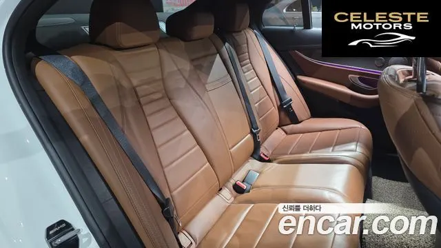 MERCEDES AMG E-Classe W213 E300 4MATIC AMG Line 2018 — photo 11 sur 26