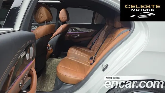 MERCEDES AMG E-Classe W213 E300 4MATIC AMG Line 2018 — photo 12 sur 26