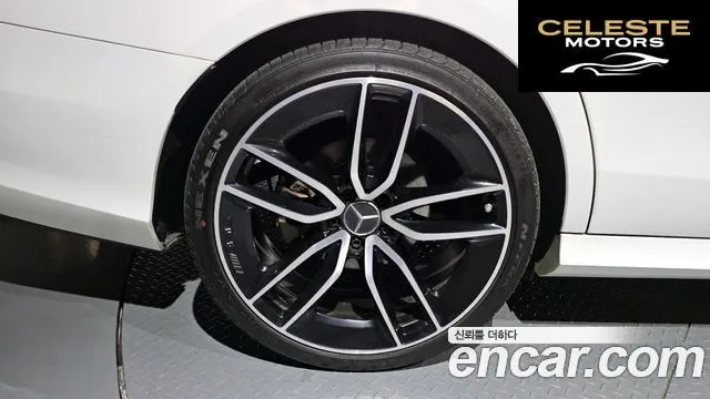 MERCEDES AMG E-Classe W213 E300 4MATIC AMG Line 2018 — photo 5 sur 26