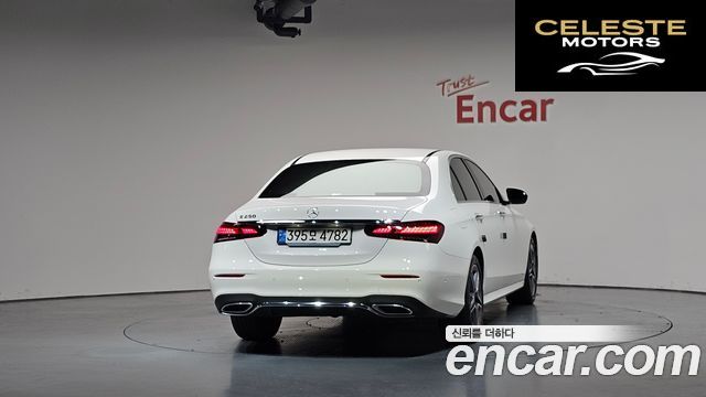 MERCEDES AMG E-Classe W213 E250 AMG Line 2023 — photo 3 sur 36