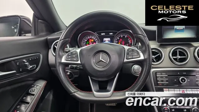 MERCEDES AMG CLA-Classe C117 CLA220 AMG Line 2018 — photo 15 sur 28