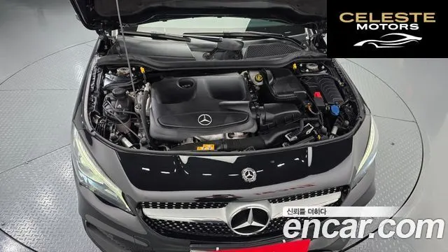 MERCEDES AMG CLA-Classe C117 CLA220 AMG Line 2018 — photo 6 sur 28
