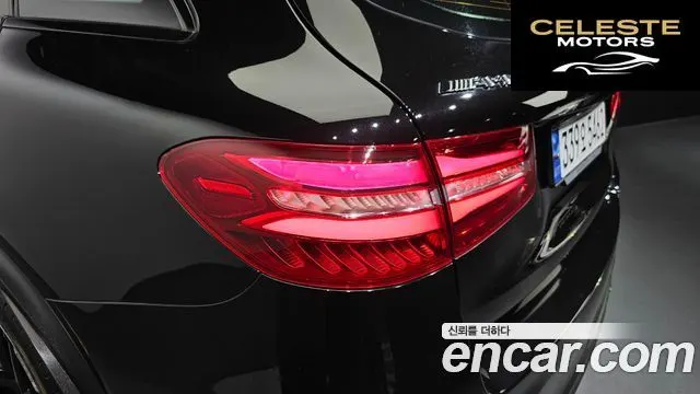 MERCEDES AMG GLC-Classe X253 AMG GLC63 4MATIC+ 2018 — photo 9 sur 33