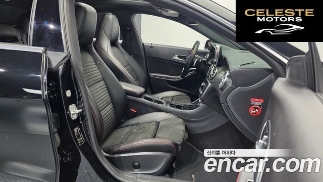 MERCEDES AMG CLA-Classe C117 CLA220 AMG Line 2018 — photo 13 sur 28