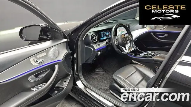 MERCEDES AMG E-Classe W213 E300 AMG Line 2019 — photo 13 sur 34