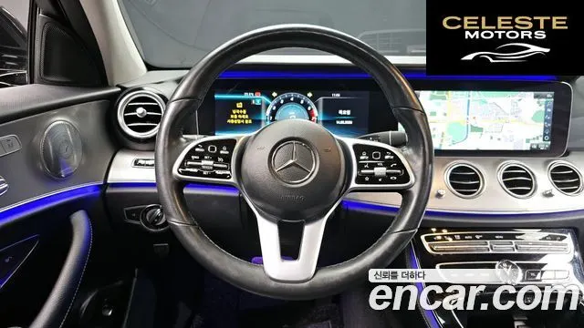 MERCEDES AMG E-Classe W213 E300 AMG Line 2019 — photo 18 sur 34