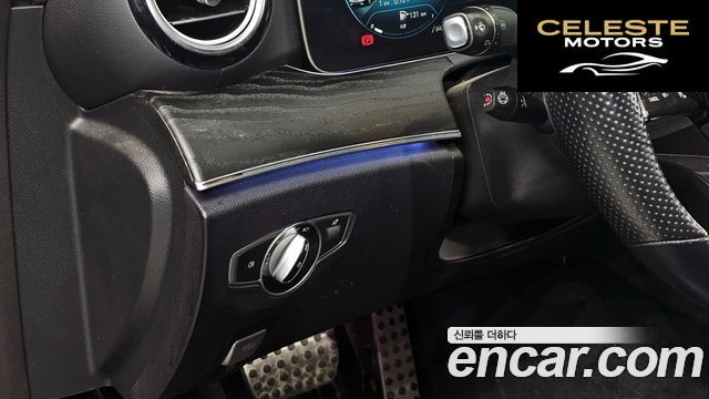 MERCEDES AMG E-Classe W213 E220d 4MATIC AMG Line 2022 — photo 16 sur 20