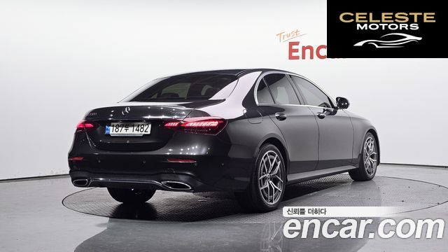 MERCEDES AMG E-Classe W213 E220d 4MATIC AMG Line 2022 — photo 2 sur 20