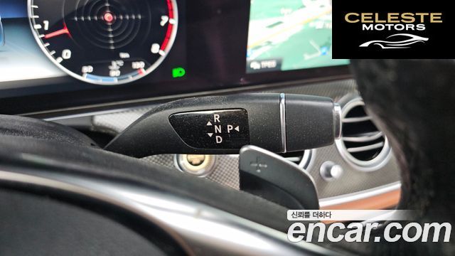 MERCEDES AMG E-Classe W213 E300 4MATIC AMG Line 2018 — photo 12 sur 32