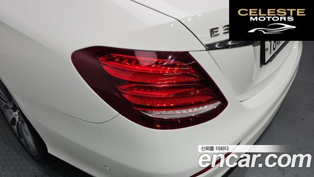 MERCEDES AMG E-Classe W213 E300 4MATIC AMG Line 2018 — photo 9 sur 32