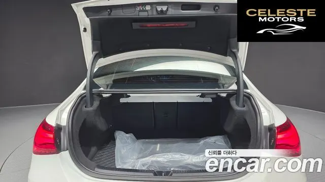 MERCEDES AMG A-Classe W177 AMG A35 4MATIC Berline 2024 — photo 32 sur 32
