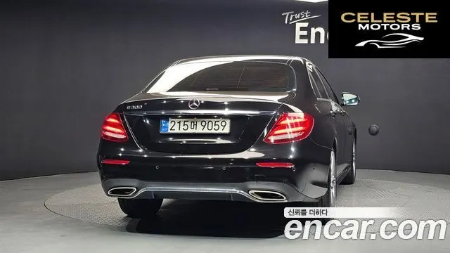 MERCEDES AMG E-Classe W213 E300 AMG Line 2019 — photo 4 sur 34