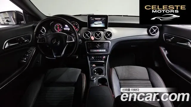 MERCEDES AMG CLA-Classe C117 CLA220 AMG Line 2018 — photo 9 sur 34
