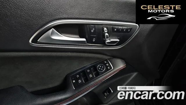 MERCEDES AMG CLA-Classe C117 CLA220 AMG Line 2018 — photo 23 sur 34
