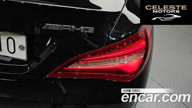 MERCEDES AMG CLA-Classe C117 CLA220 AMG Line 2018 — photo 8 sur 34