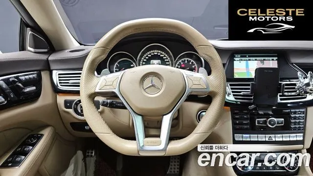 MERCEDES AMG CLS-Classe W218 CLS63 AMG 2013 — photo 12 sur 26