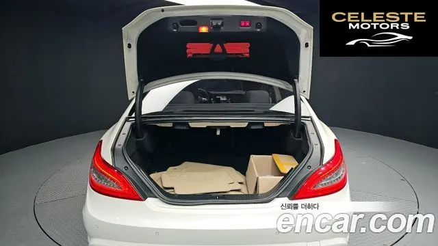 MERCEDES AMG CLS-Classe W218 CLS63 AMG 2013 — photo 20 sur 26