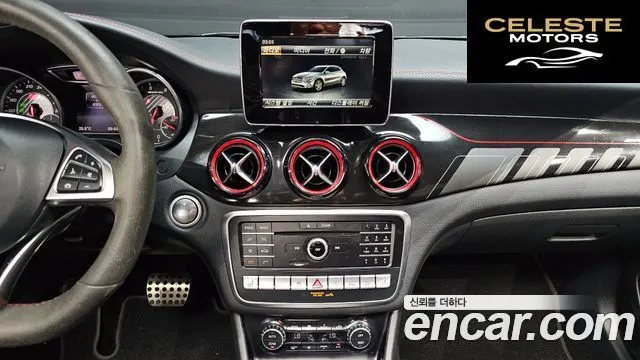 MERCEDES AMG GLA-Classe X156 GLA45 AMG 4MATIC 2019 — photo 20 sur 31