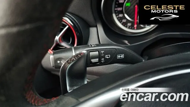 MERCEDES AMG GLA-Classe X156 GLA45 AMG 4MATIC 2019 — photo 25 sur 31