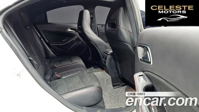 MERCEDES AMG CLA-Classe C117 CLA220 AMG Line 2018 — photo 12 sur 20