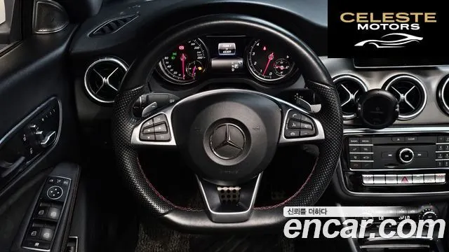 MERCEDES AMG CLA-Classe C117 CLA220 AMG Line 2018 — photo 14 sur 20