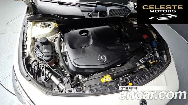 MERCEDES AMG CLA-Classe C117 CLA220 AMG Line 2018 — photo 6 sur 20