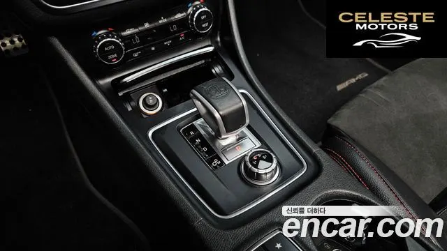 MERCEDES AMG GLA-Classe X156 GLA45 AMG 4MATIC 2019 — photo 12 sur 31