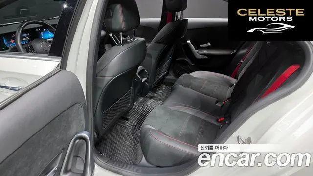 MERCEDES AMG A-Classe W177 AMG A35 4MATIC Berline 2024 — photo 18 sur 32