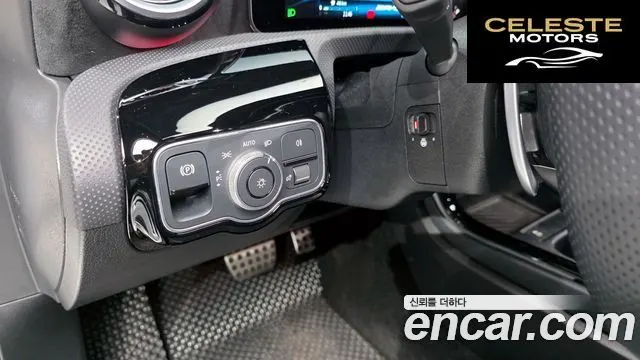 MERCEDES AMG A-Classe W177 AMG A35 4MATIC Berline 2024 — photo 25 sur 32