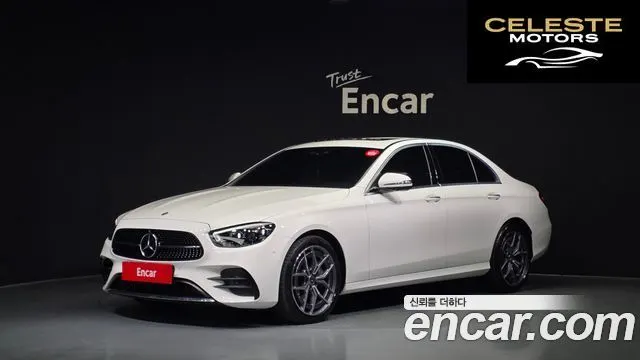 MERCEDES AMG E-Classe W213 E220d 4MATIC AMG Line 2022 — photo 1 sur 33