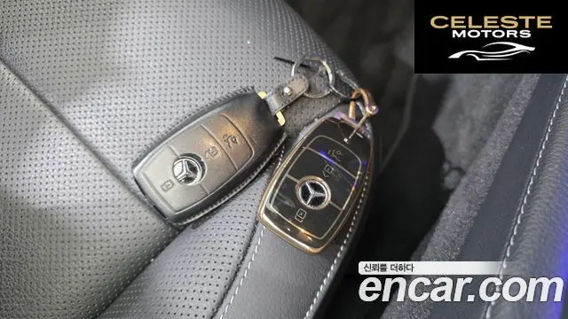 MERCEDES AMG E-Classe W213 E220d 4MATIC AMG Line 2022 — photo 22 sur 33