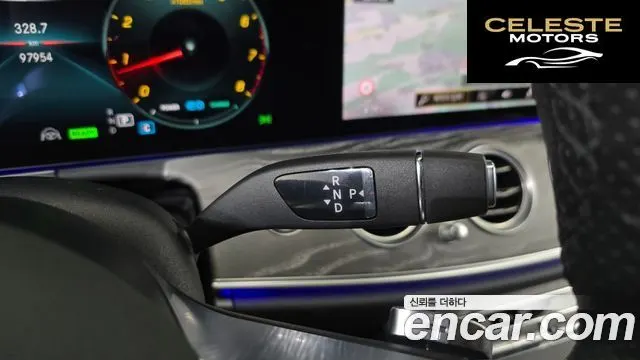 MERCEDES AMG E-Classe W213 E350 4MATIC AMG Line 2021 — photo 9 sur 20