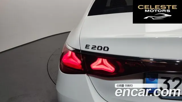 MERCEDES AMG E-Classe W214 E200 AMG Line 2026 — photo 9 sur 36