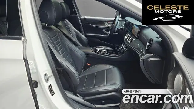 MERCEDES AMG E-Classe W213 E350 4MATIC AMG Line 2019 — photo 12 sur 20