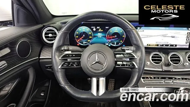 MERCEDES AMG E-Classe W213 E220d 4MATIC AMG Line 2021 — photo 19 sur 34