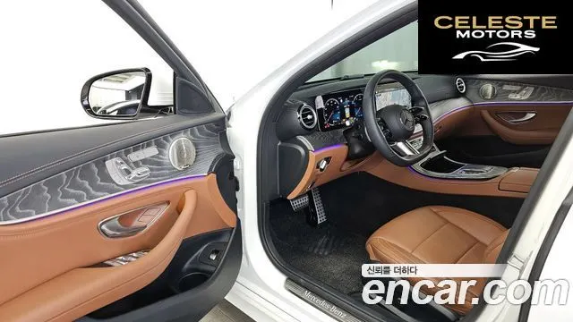 MERCEDES AMG E-Classe W213 E350 4MATIC AMG Line 2021 — photo 13 sur 37