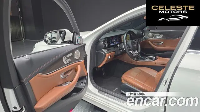 MERCEDES AMG E-Classe W213 E300 4MATIC AMG Line 2017 — photo 13 sur 30