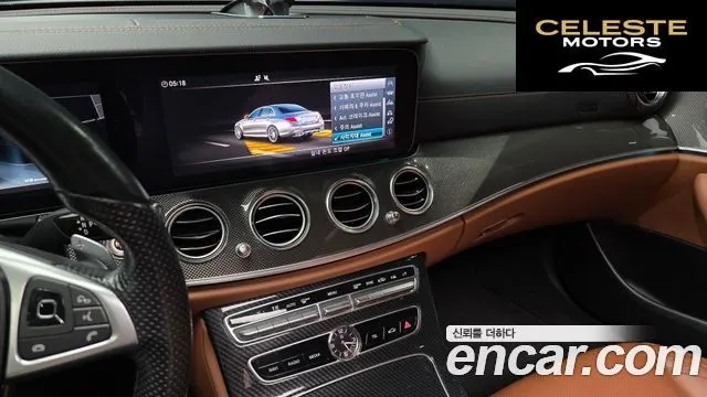 MERCEDES AMG E-Classe W213 E300 4MATIC AMG Line 2017 — photo 20 sur 30