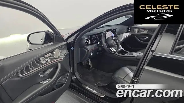 MERCEDES AMG E-Classe W213 E350 4MATIC AMG Line 2021 — photo 10 sur 20