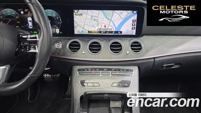 MERCEDES AMG E-Classe W213 E350 4MATIC AMG Line 2021 — photo 19 sur 20