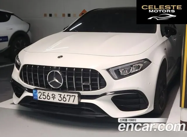 MERCEDES AMG A-Classe W177 AMG A45 4MATIC+ Hatchback 2023 — photo 1 sur 10