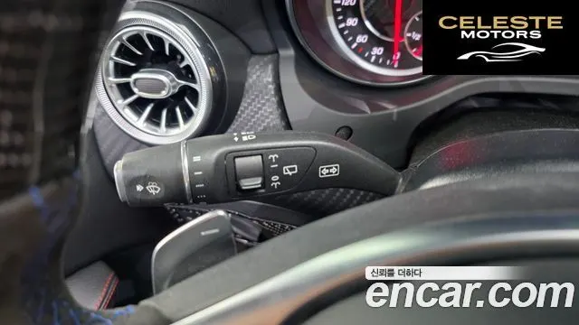 MERCEDES AMG A-Classe W176 A45 AMG 4MATIC 2017 — photo 31 sur 35