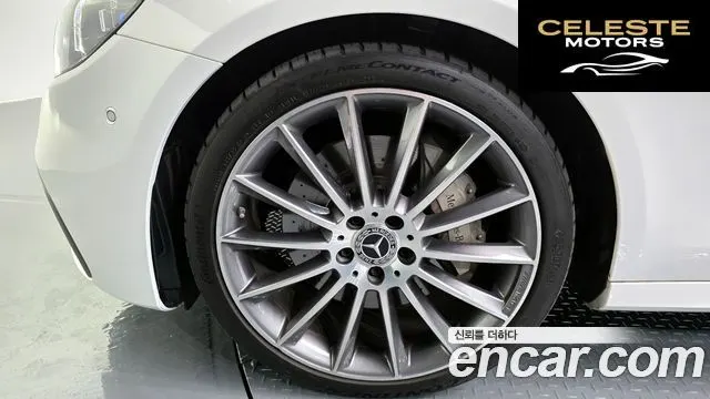 MERCEDES AMG E-Classe W213 E350 4MATIC AMG Line 2022 — photo 5 sur 34