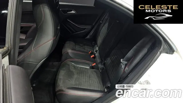 MERCEDES AMG CLA-Classe C117 CLA220 AMG Line 2018 — photo 11 sur 26