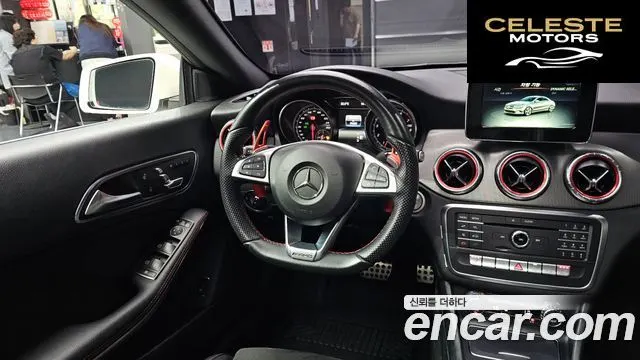 MERCEDES AMG CLA-Classe C117 CLA220 AMG Line 2018 — photo 12 sur 26