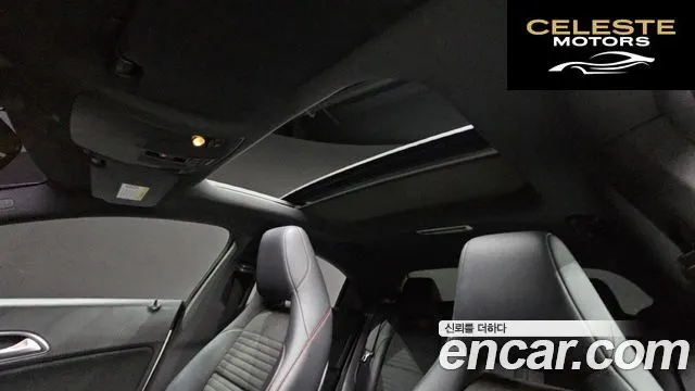 MERCEDES AMG CLA-Classe C117 CLA220 AMG Line 2018 — photo 15 sur 26