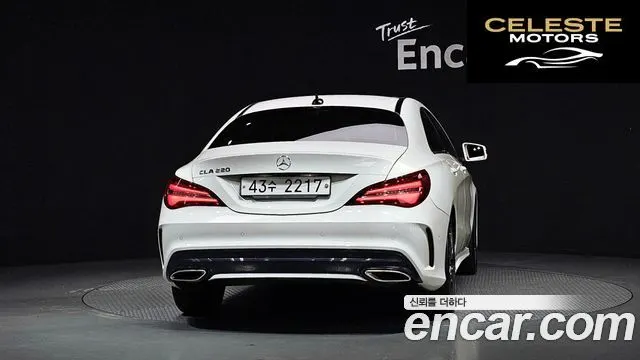 MERCEDES AMG CLA-Classe C117 CLA220 AMG Line 2018 — photo 4 sur 26